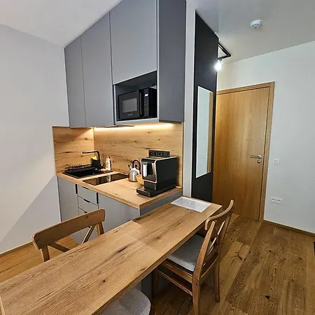 Friendly 5 By Alkatravel Apartment *