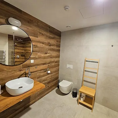 Apartment Friendly 5 By Alkatravel